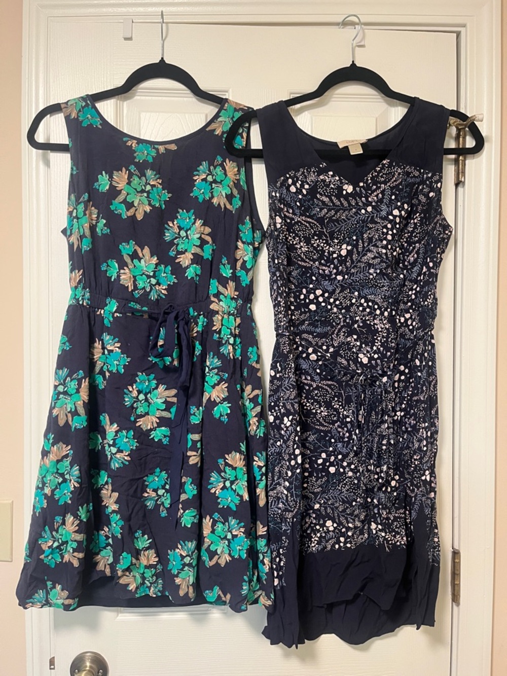 LOFT Women’s Navy Floral Sleeveless Dresses